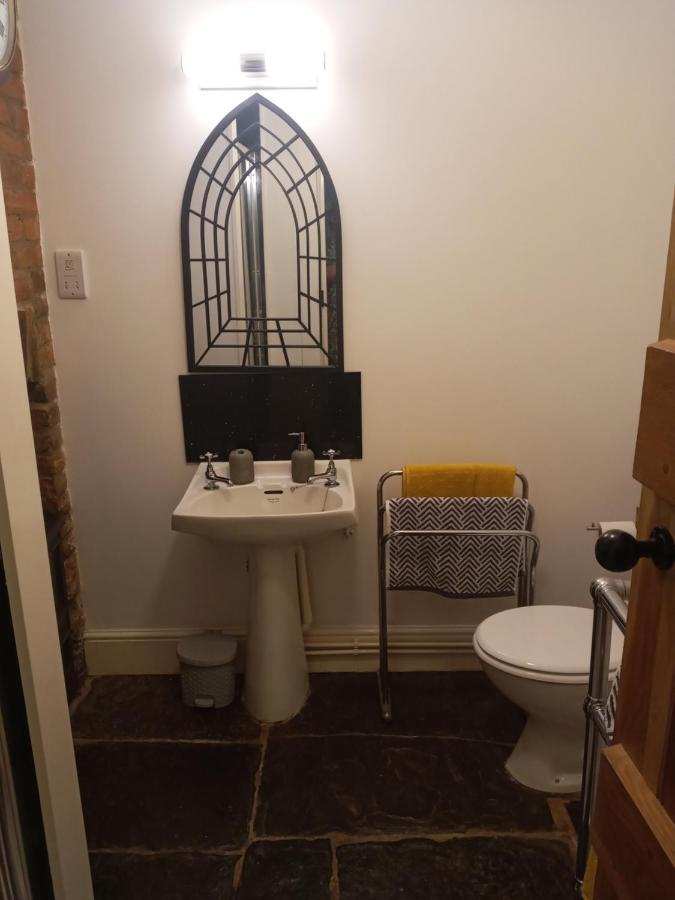 Delighful Self Catering In The Heart Of Glastonbury Eksteriør billede